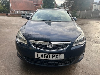 Vauxhall - Astra