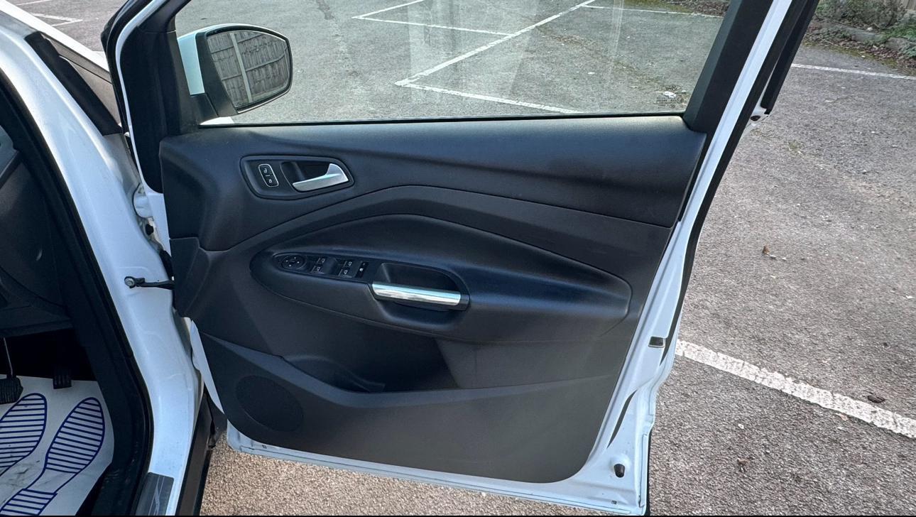 Used Ford Kuga for sale - 76538492: Photo 15