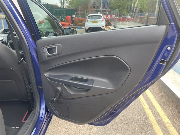 Used Ford Fiesta 2014 for sale - 74511254: Photo 7