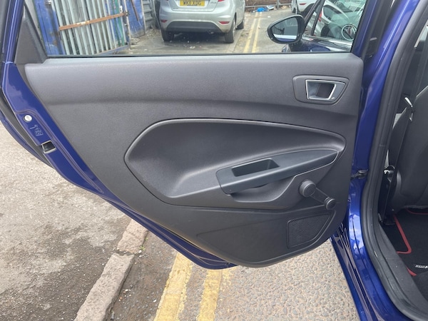 Used Ford Fiesta 2014 for sale - 74511254: Photo 9