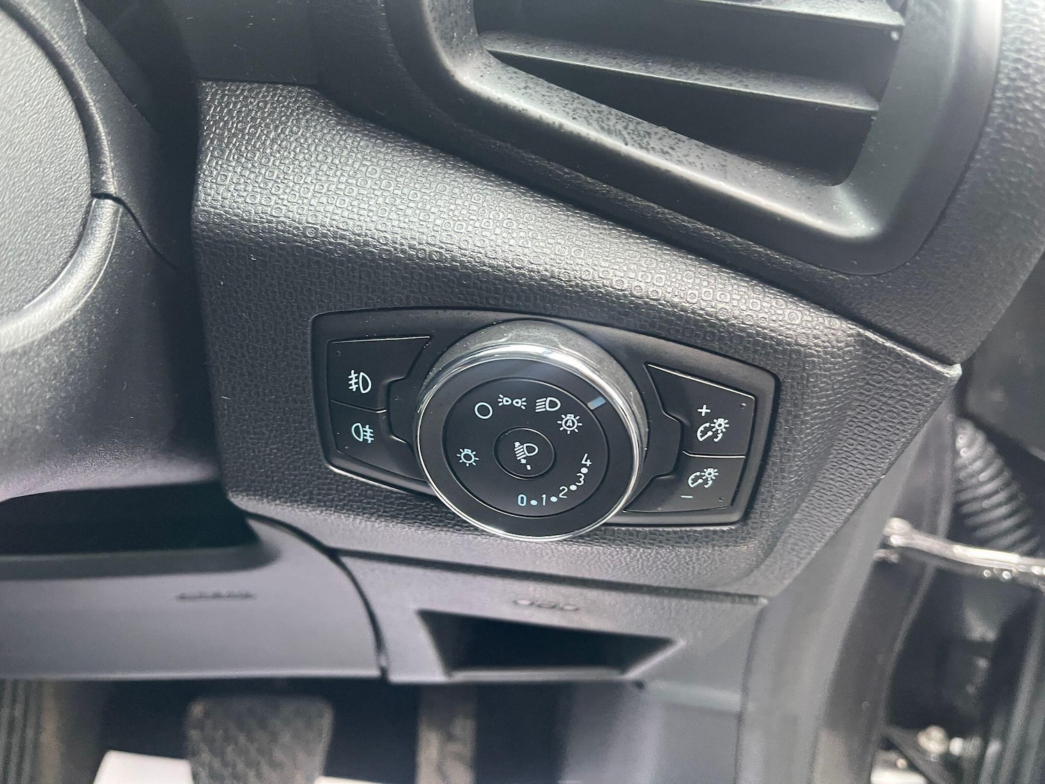 Used Ford Ecosport 2018 for sale - 78073989: Photo 21