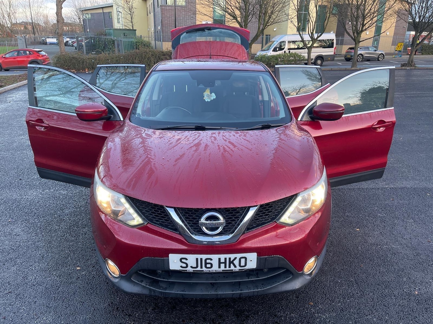 Used Nissan Qashqai 2016 for sale - 77015770: Photo 28