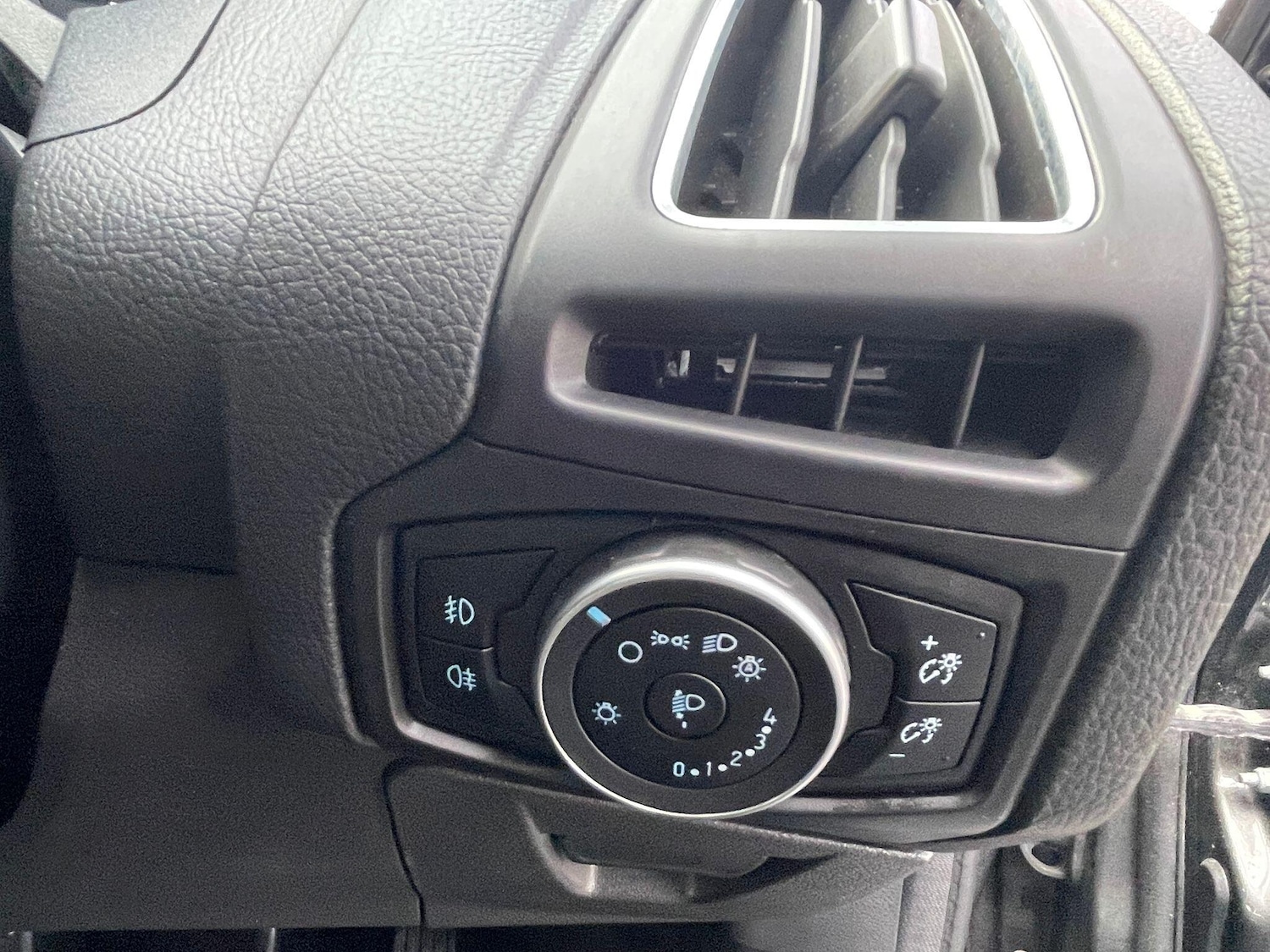 Used Ford Focus for sale - 77808254: Photo 21