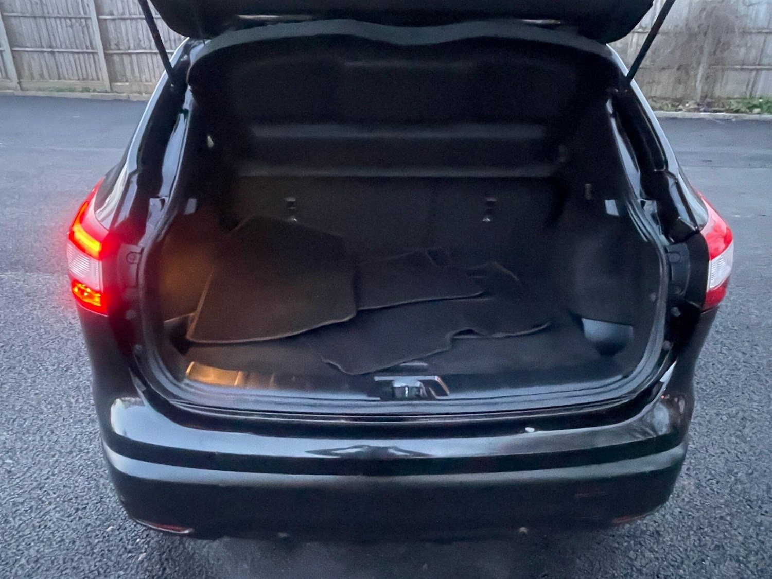 Used Nissan Qashqai for sale - 77671661: Photo 22