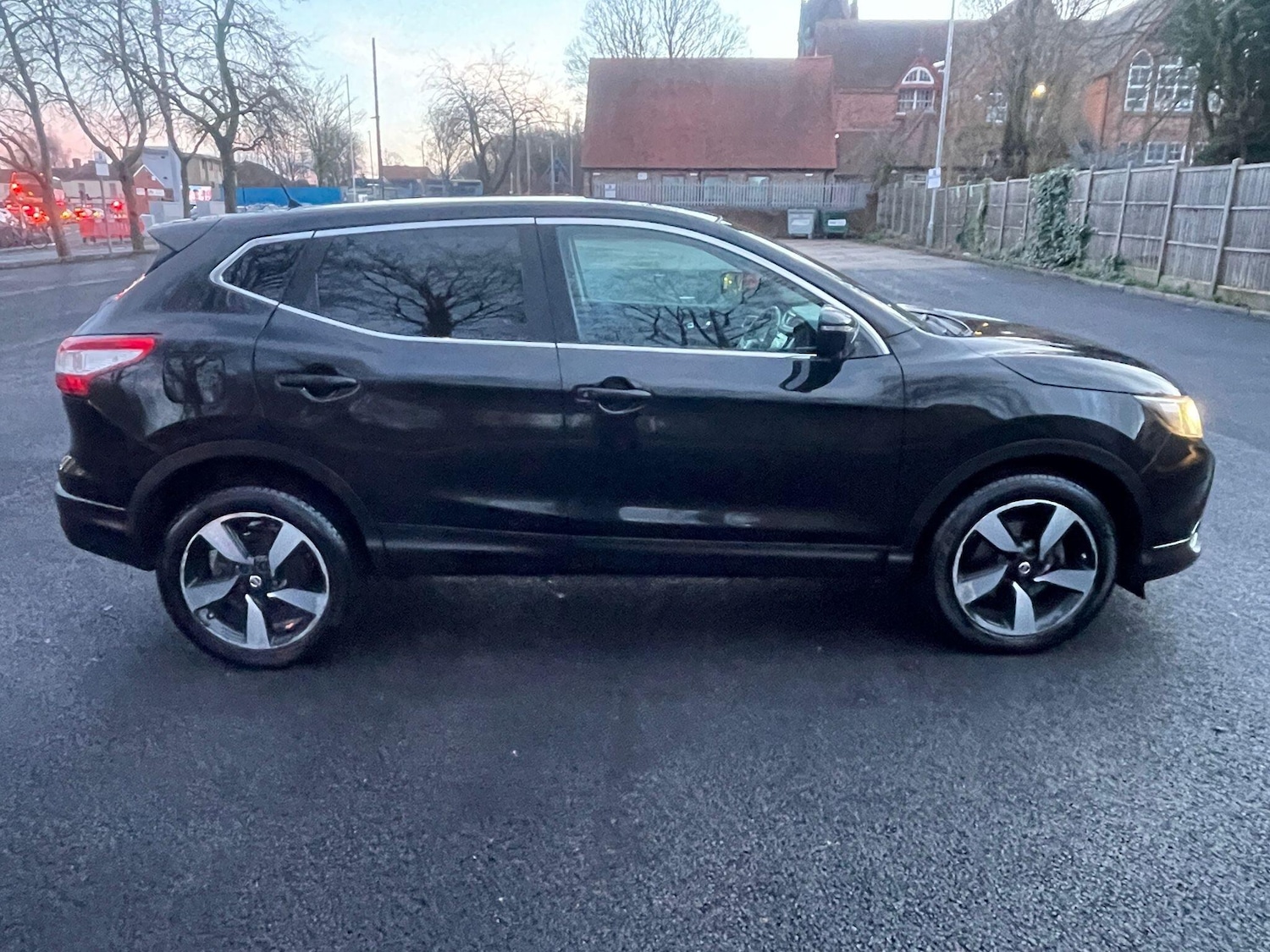 Used Nissan Qashqai for sale - 77671661: Photo 25