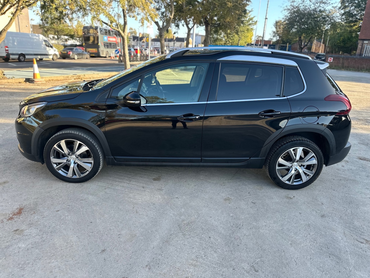 Used Peugeot 2008 2018 for sale - 76194222: Photo 21