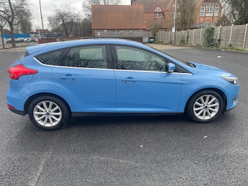 Used Ford Focus 2017 for sale - 78900257: Photo