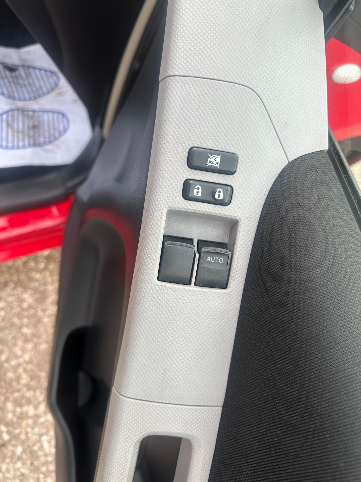 Used Toyota Yaris 2011 for sale - 76714464: Photo 16