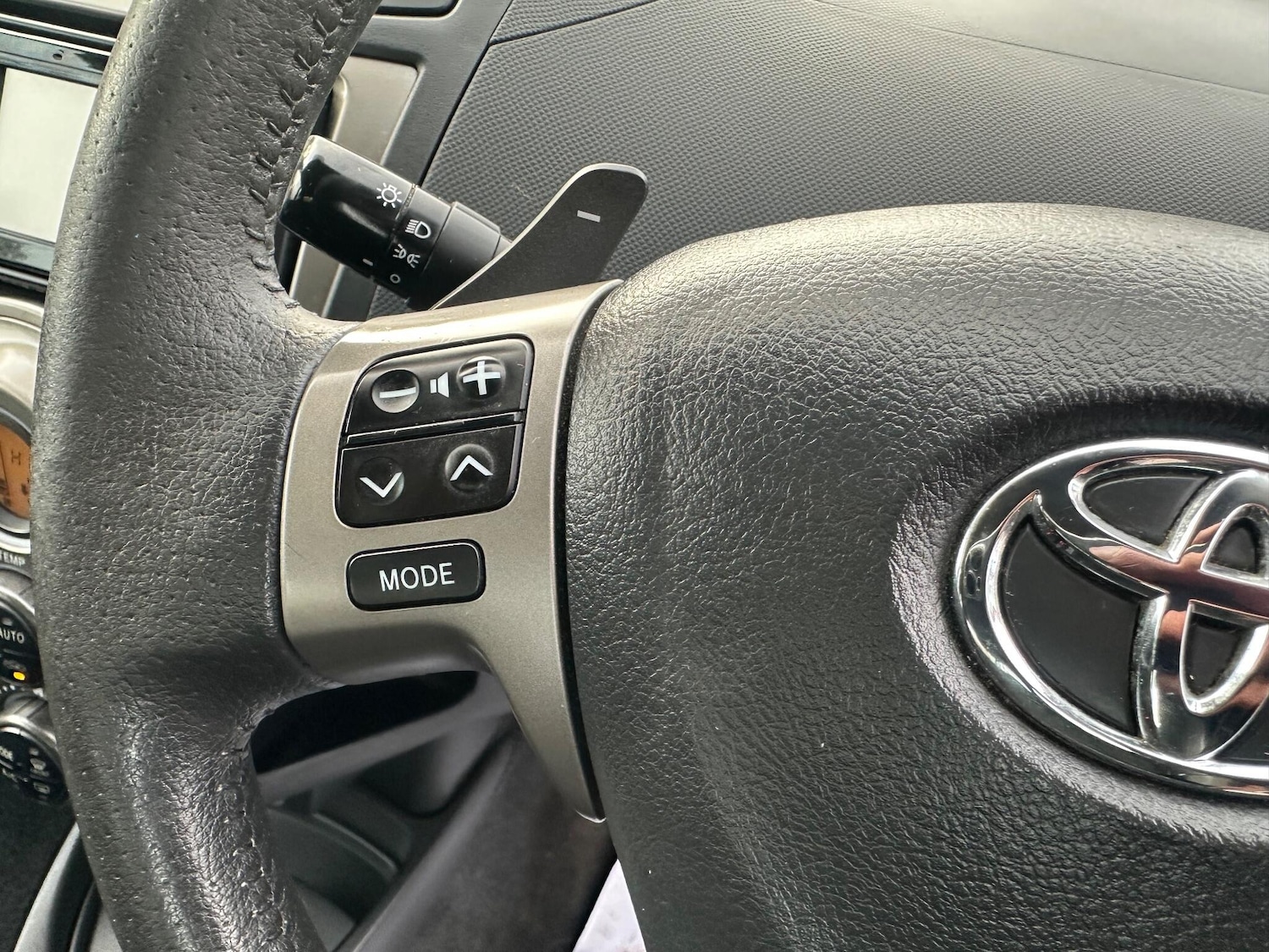 Used Toyota Yaris 2011 for sale - 76714464: Photo 17