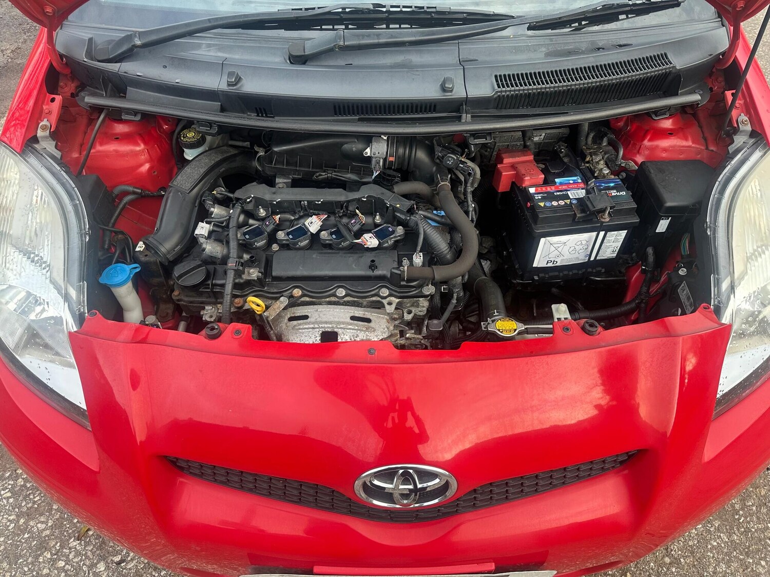 Used Toyota Yaris 2011 for sale - 76714464: Photo 22