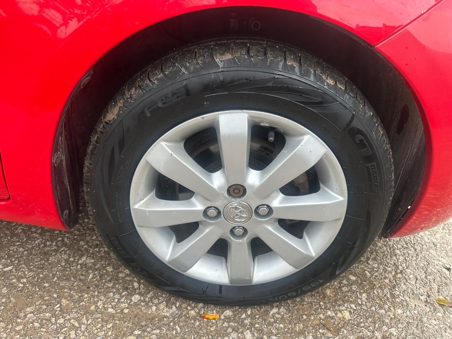 Used Toyota Yaris 2011 for sale - 76714464: Photo 24