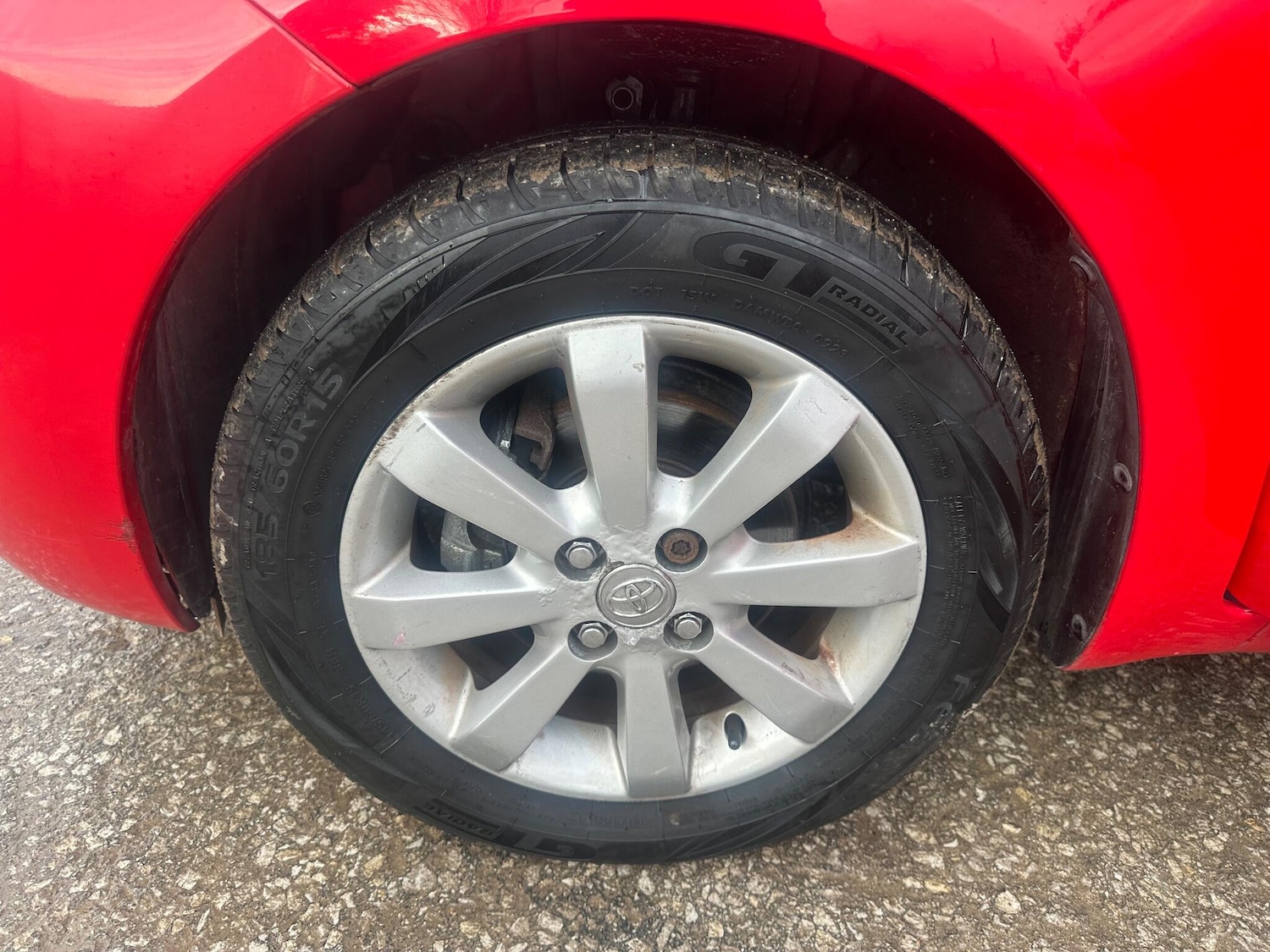 Used Toyota Yaris 2011 for sale - 76714464: Photo 26