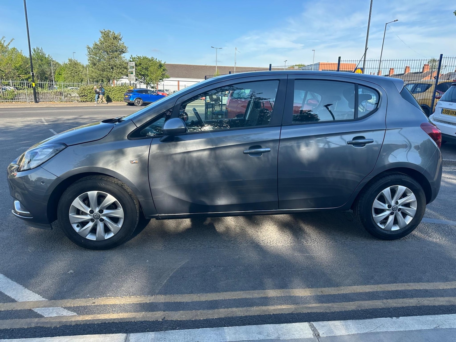 Used Vauxhall Corsa for sale - 77957209: Photo 3