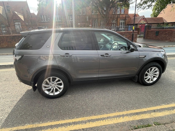 Used Land Rover Discovery Sport 2016 for sale - 75540448: Photo 7