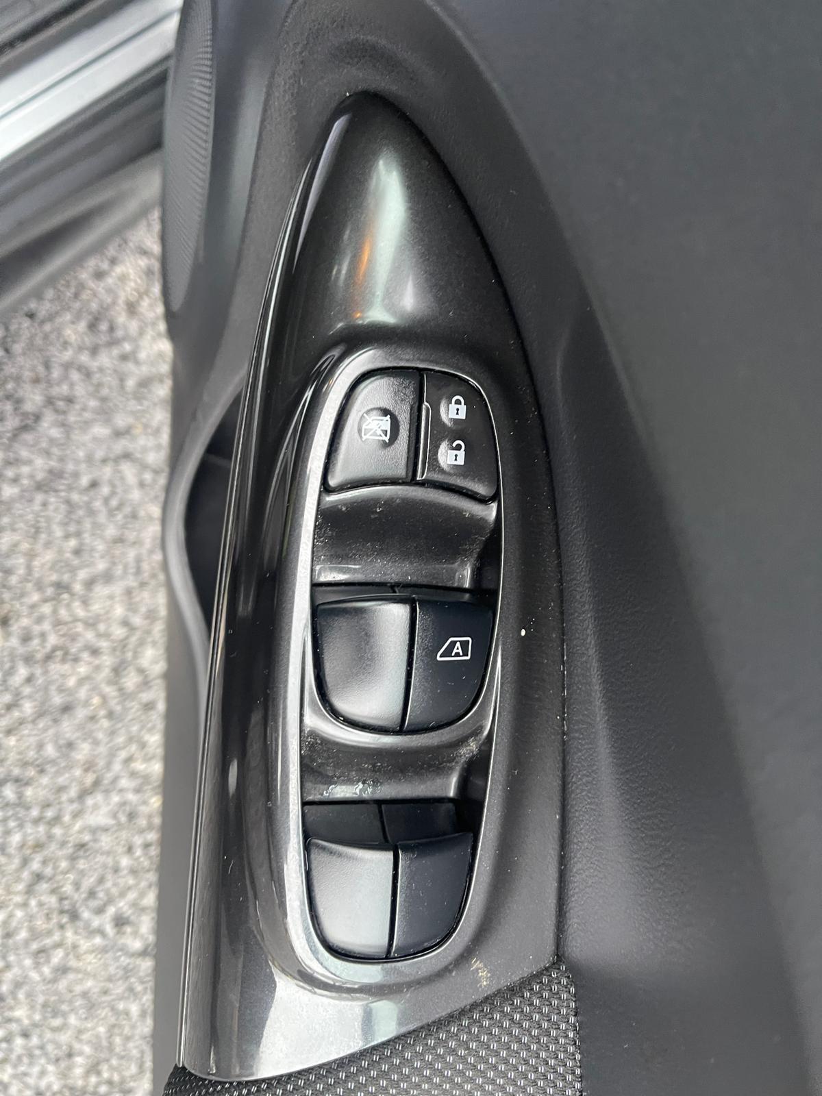 Used Nissan Juke 2016 for sale - 77066757: Photo 21