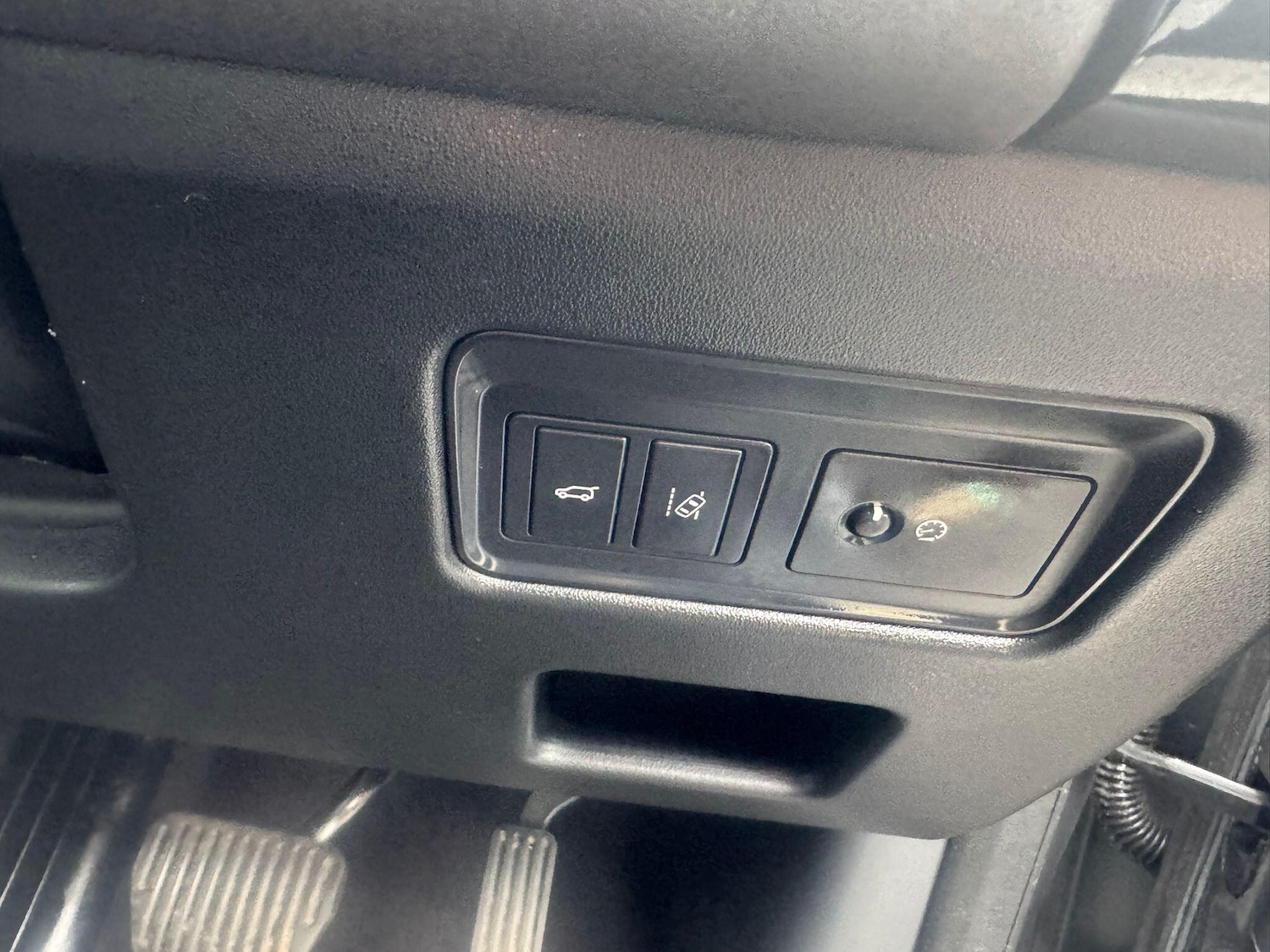 Used Land Rover Discovery 2017 for sale - 77838481: Photo 13