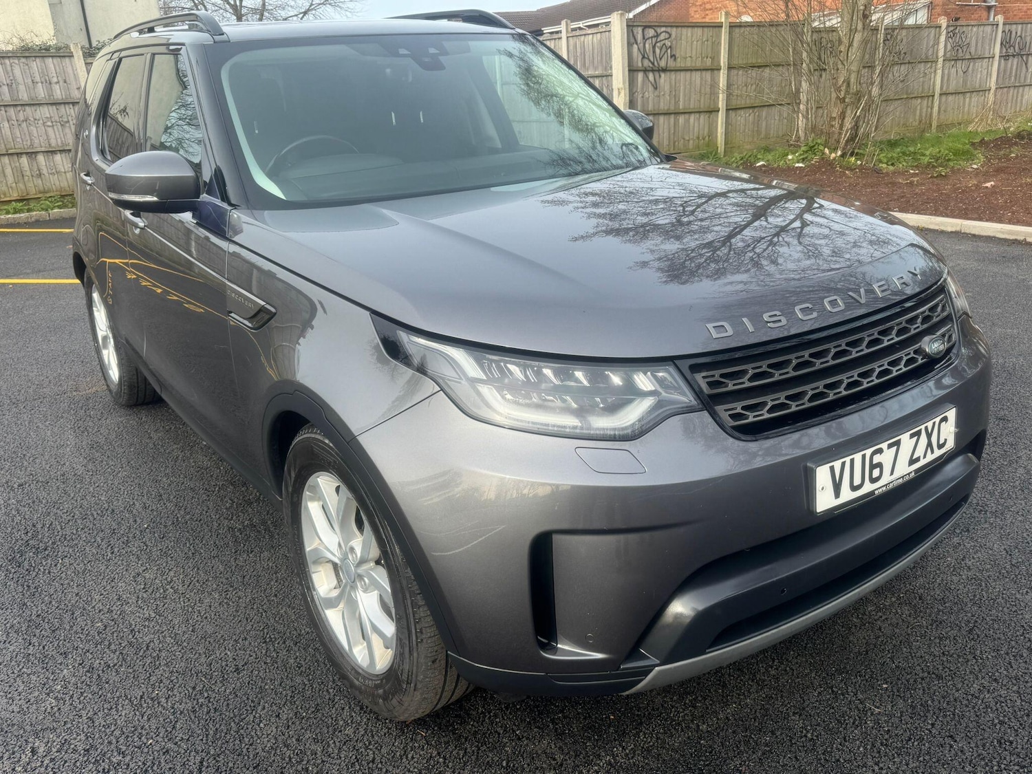Used Land Rover Discovery 2017 for sale - 77838481: Photo 3