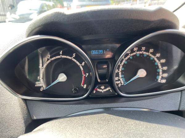 Used Ford Fiesta 2015 for sale - 74980481: Photo 12