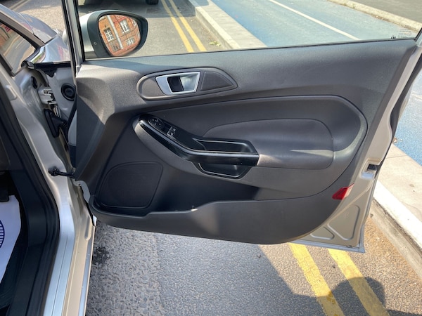 Used Ford Fiesta 2015 for sale - 74980481: Photo 18