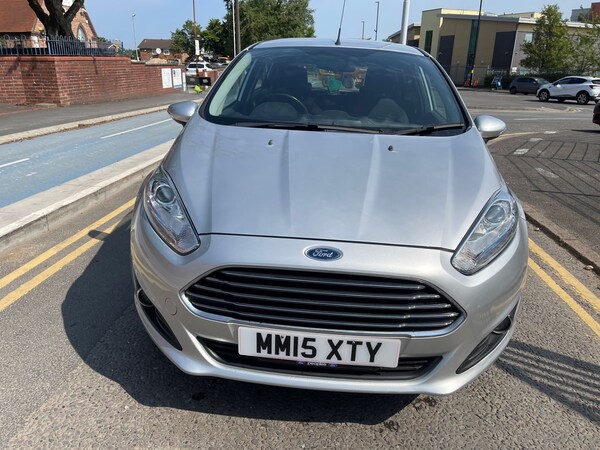 Used Ford Fiesta 2015 for sale - 74980481: Photo 1