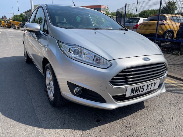 Used Ford Fiesta 2015 for sale - 74980481: Photo 2