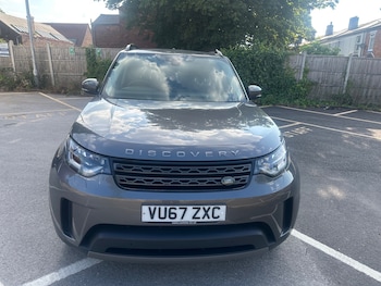 Used Land Rover Discovery 2017 for sale - 79234670: Photo