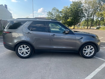 Used Land Rover Discovery 2017 for sale - 79234670: Photo