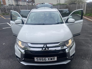 Used Mitsubishi Outlander 2016 for sale - 78292459: Photo