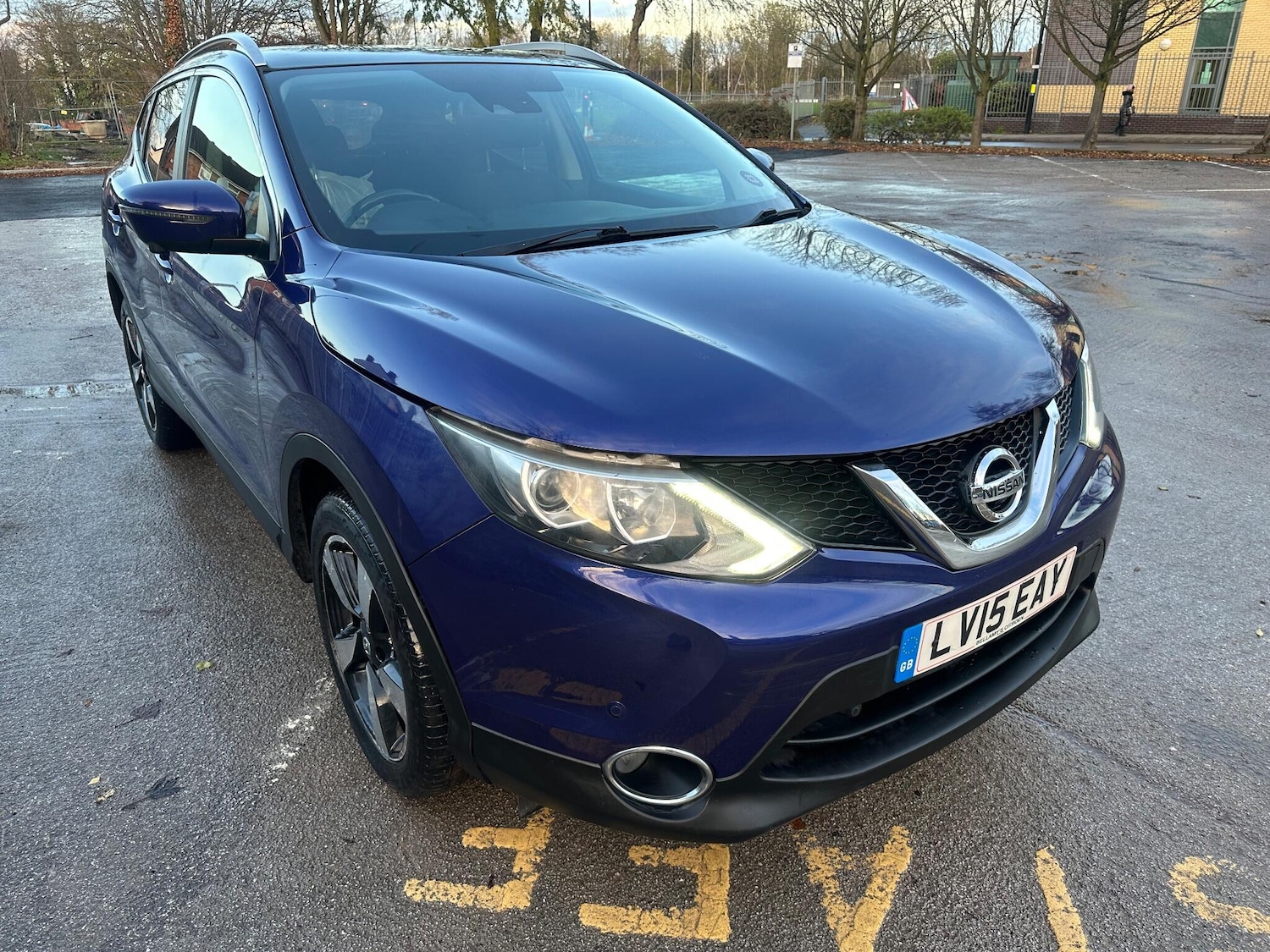 Used Nissan Qashqai 2015 for sale - 76926946: Photo 2