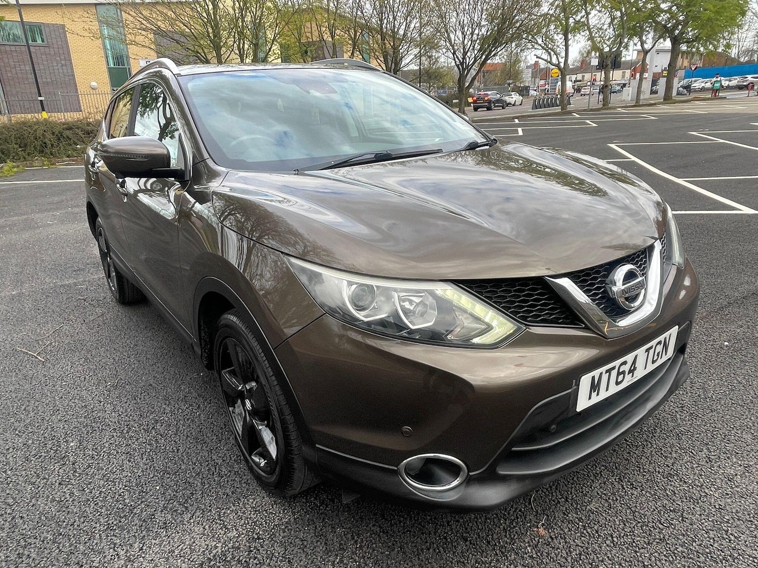 Used Nissan Qashqai for sale - 78057801: Photo 2