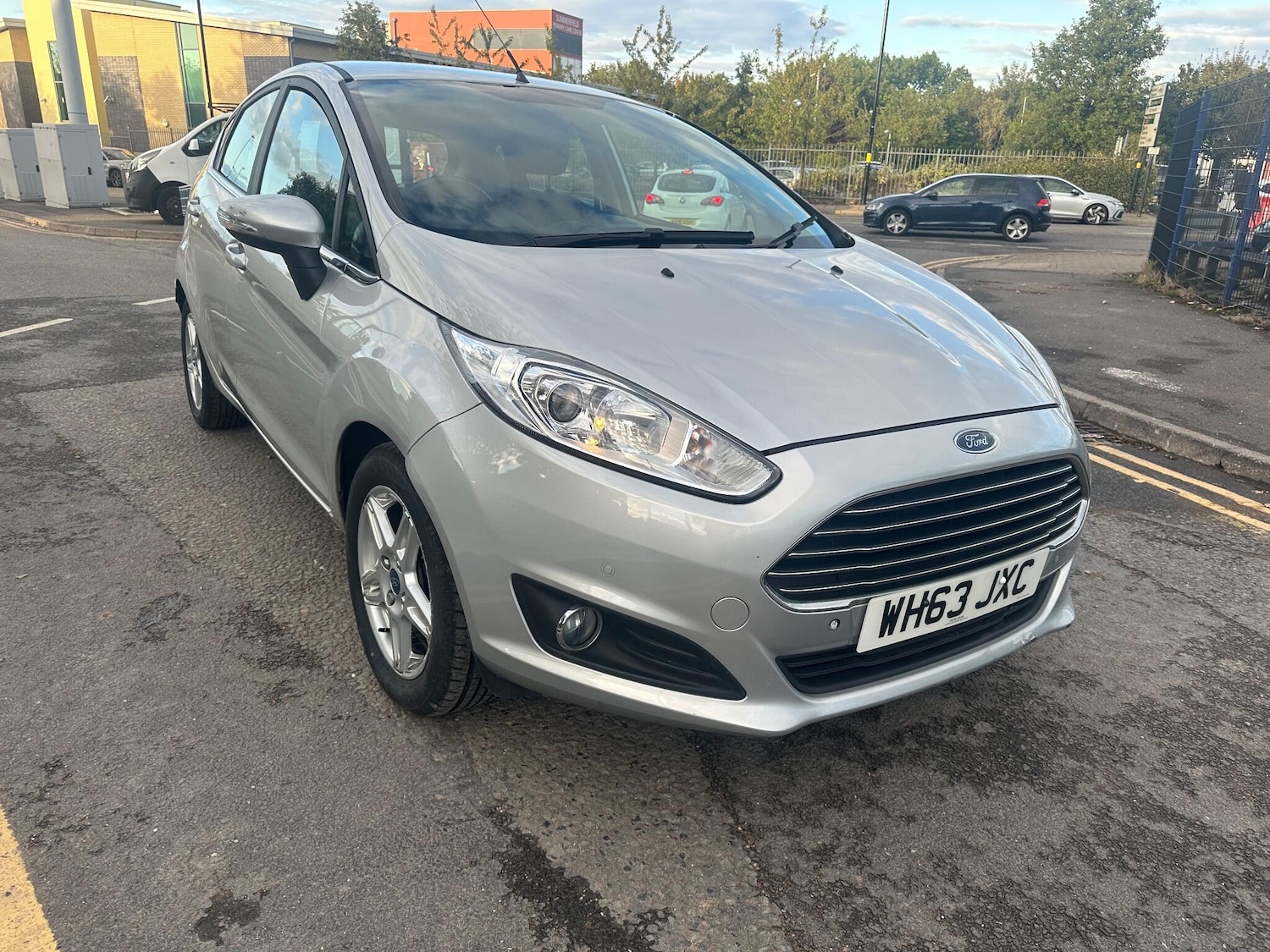 Used Ford Fiesta 2014 for sale - 76644958: Photo 2