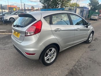 Used Ford Fiesta 2014 for sale - 76644958: Photo