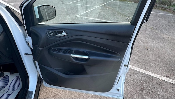 Used Ford Kuga 2018 for sale - 73741976: Photo 15