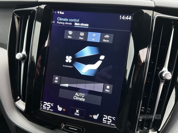 Used Volvo XC60 2021 for sale - 76729611: Photo 35