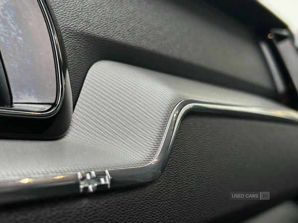 Used Volvo XC60 2021 for sale - 76729611: Photo 44