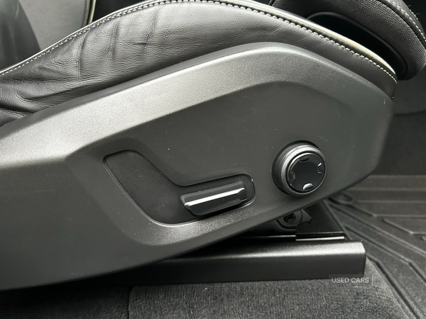 Used Volvo XC60 2021 for sale - 76729611: Photo 45