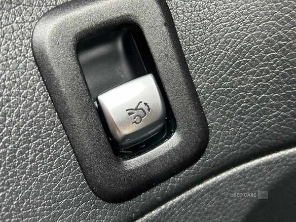 Used Mercedes-Benz C Class 2020 for sale - 76271202: Photo 15