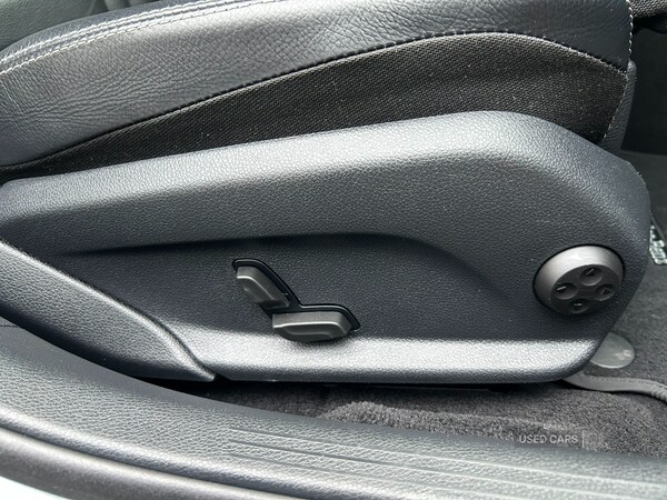 Used Mercedes-Benz C Class 2020 for sale - 76271202: Photo 32