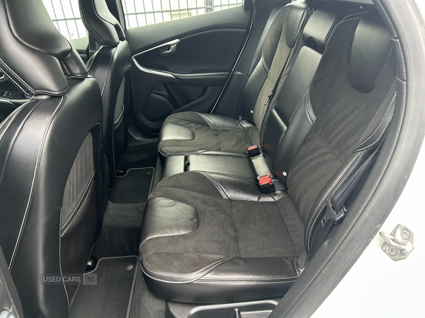 Used Volvo V40 2015 for sale - 76574172: Photo 12