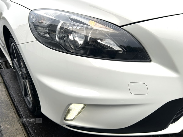 Used Volvo V40 2015 for sale - 76574172: Photo 15