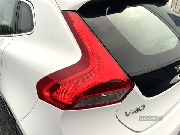 Used Volvo V40 2015 for sale - 76574172: Photo 16