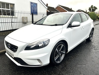 Volvo - V40