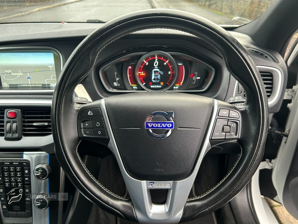 Used Volvo V40 2015 for sale - 76574172: Photo 24