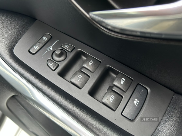 Used Volvo V40 2015 for sale - 76574172: Photo 32