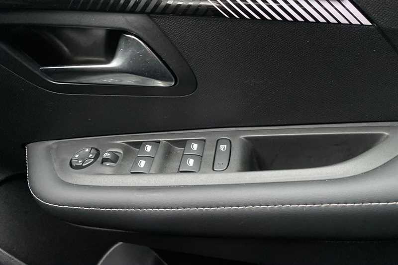 Used Peugeot 208 2025 for sale - 77512846: Photo 16