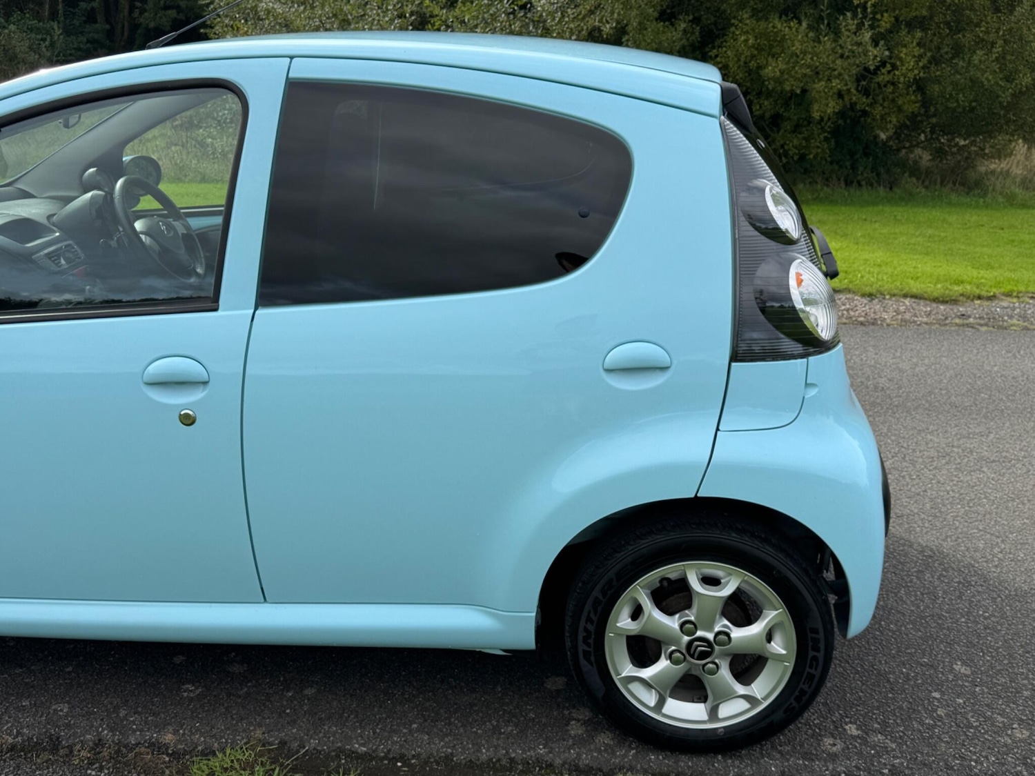 Vehicle 22