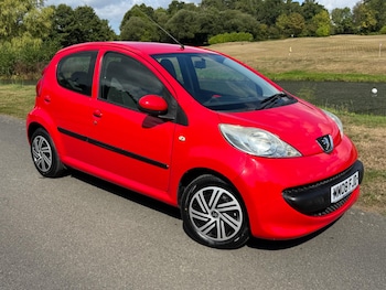 Peugeot - 107