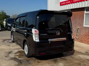 Used Honda Stepwagon 2011 for sale - 74532971: Photo