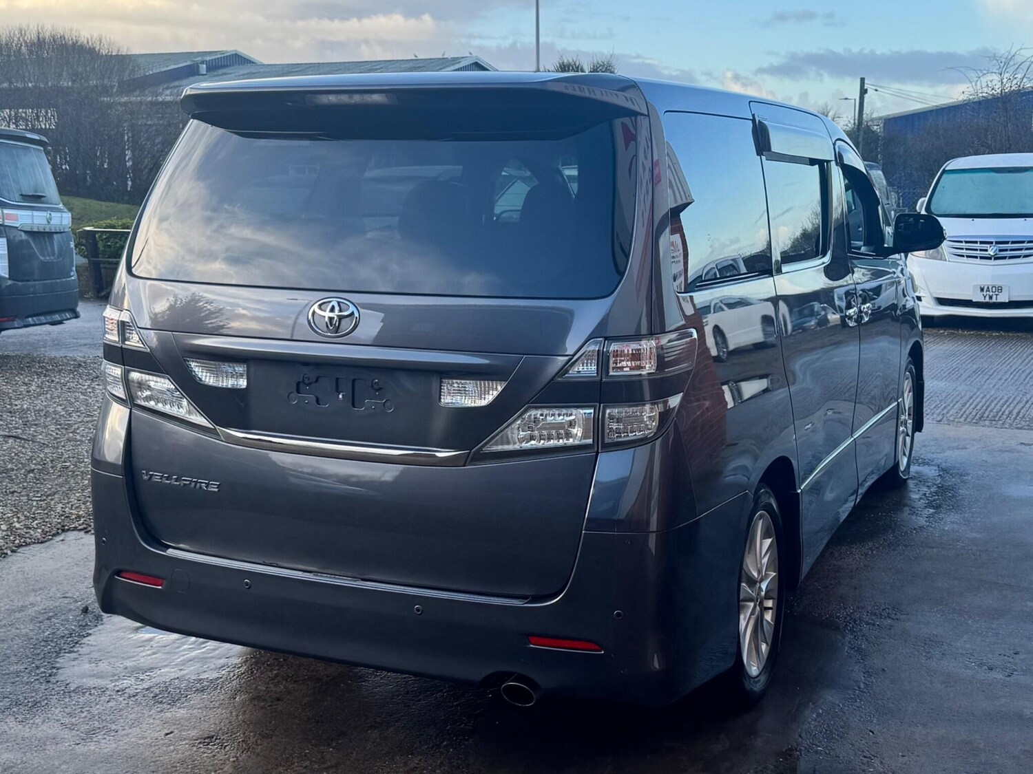 Used Toyota Vellfire for sale - 77934128: Photo 11