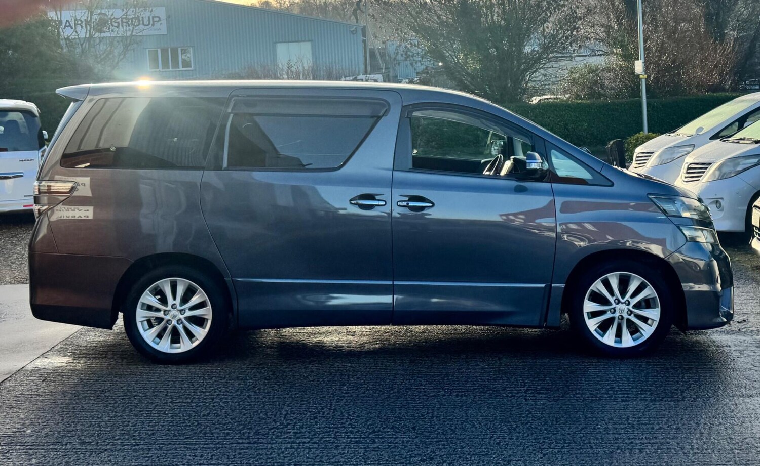 Used Toyota Vellfire for sale - 77934128: Photo 13